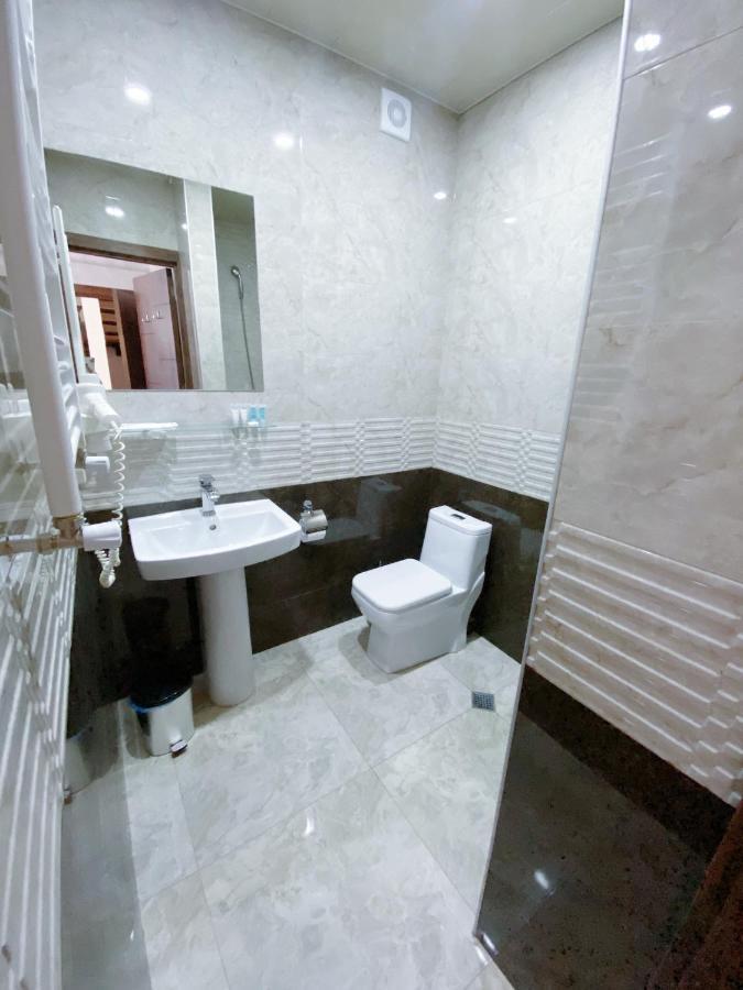 Chonkadzehotel Tbilisi Exterior foto